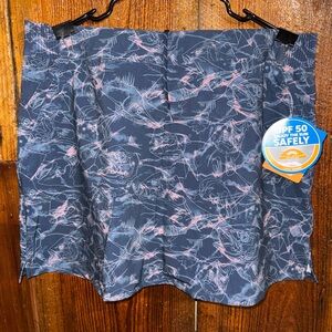 Columbia Women's Navy and Coral Patterned Skorts